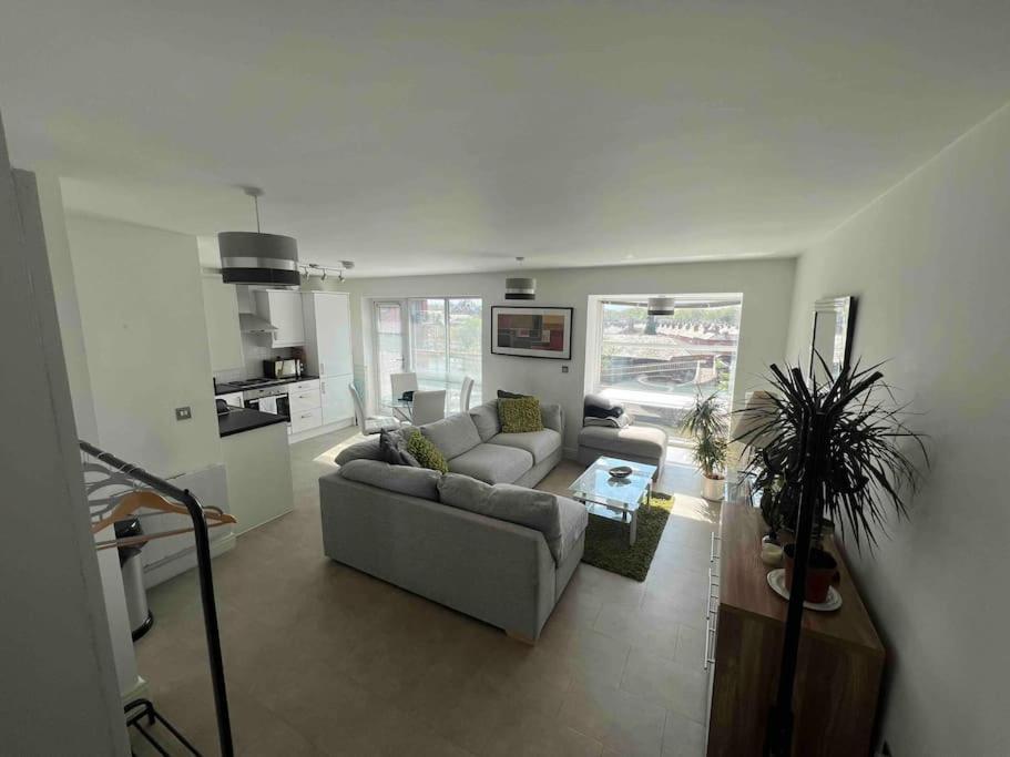 City Centre 2 Bed Apartment Chester Kültér fotó
