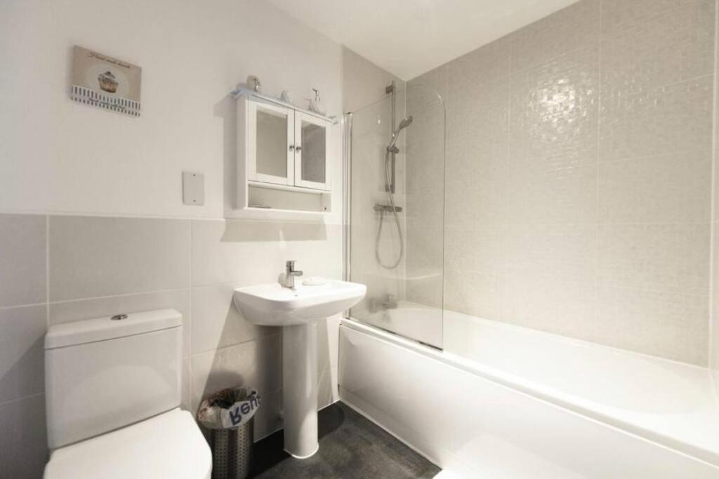 City Centre 2 Bed Apartment Chester Kültér fotó